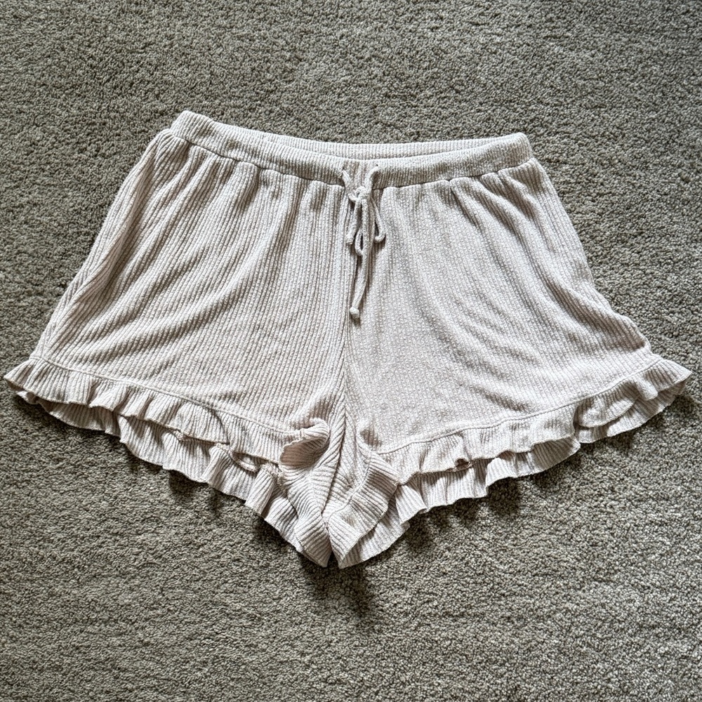 Flowy Shorte - Inspired Hearts